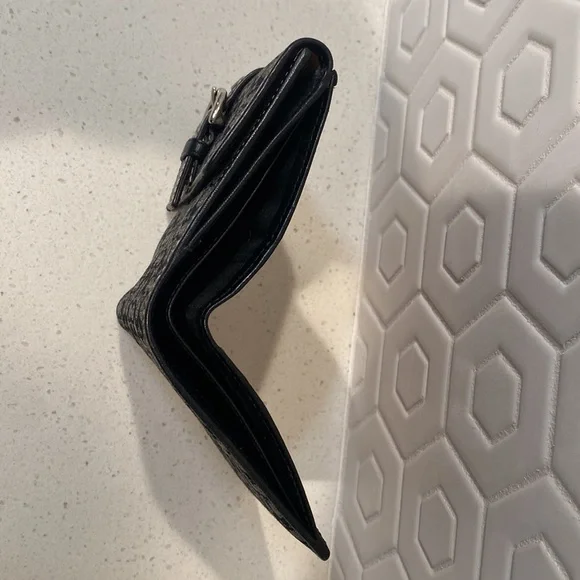 Authentic Coach leather signature canvas mini wallet with buckle - Picture 6 of 11